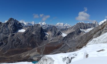 Makalu Sherpani Col Pass Trek
