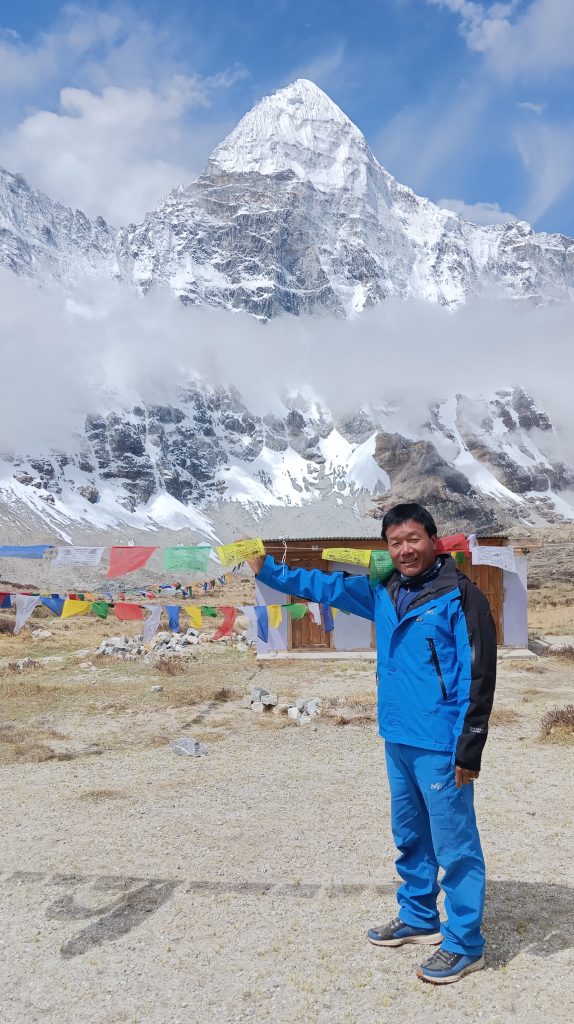 Lumba Sumba Pass Trek