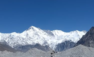 Everest Alpine Trekking p organize adventure trekking, climbing, mountaineering expeditions